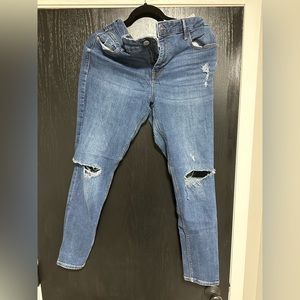 Universal Thread Jeans